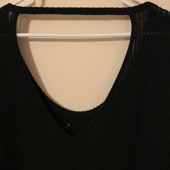 Show Me Your MuMu oversized black Long Sleeve Open Back knit sweater - Picture 6 of 9